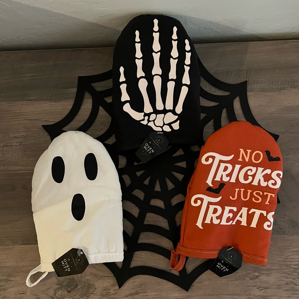 Ghost, Skeleton Hand & No Tricks Just Treats Halloween Oven Mitts Set of 3